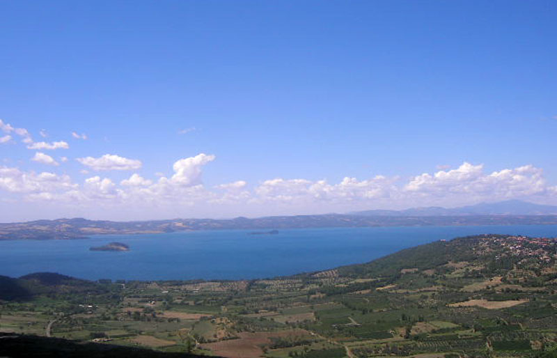 Lago di Bolsena - Blick von Montefiascone